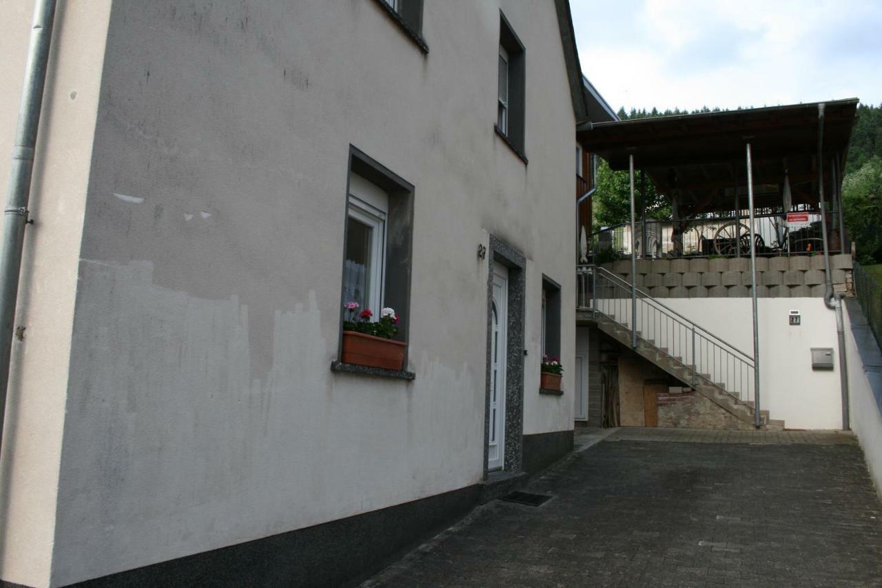 Zwei Ferienwohnungen "Im Weingarten " Burg  Luaran gambar